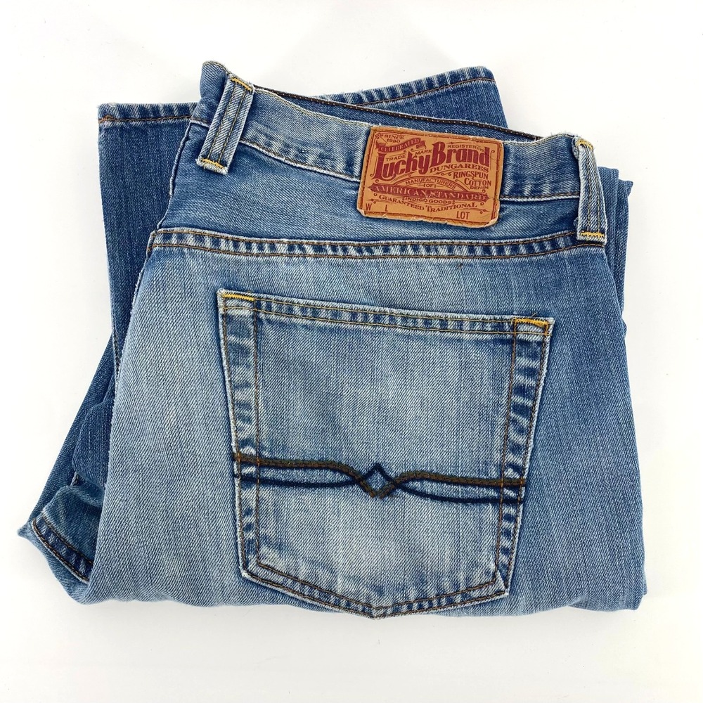 Lucky Brand Huntington Vintage Straight Jeans Medium Wash Distressed Knees 34x32